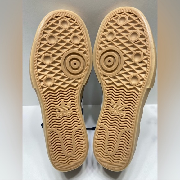 Adidas sneakers - Picture 5 of 13